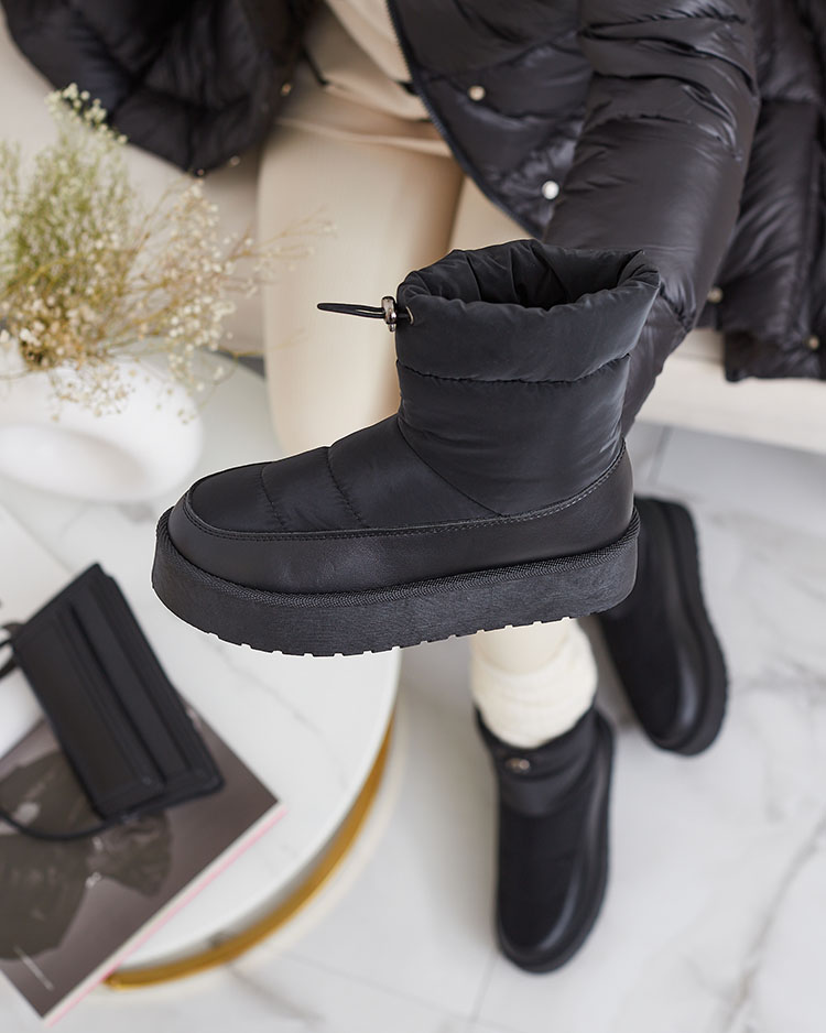 Royalfashion Women's snow boots in black Dasohala