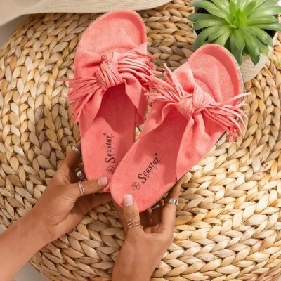 OUTLET Women's coral slippers with Amassa fringes - Footwear