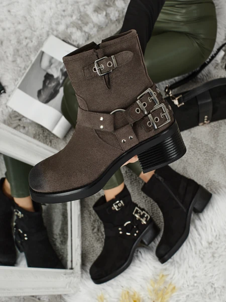 Женские ботинки из эко-замши с пряжками Valtos