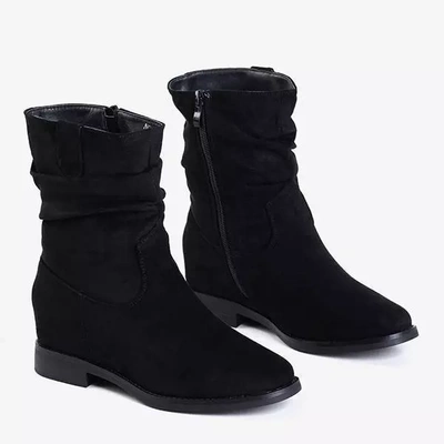 OUTLET Black boots on an indoor wedge Britsum- Footwear