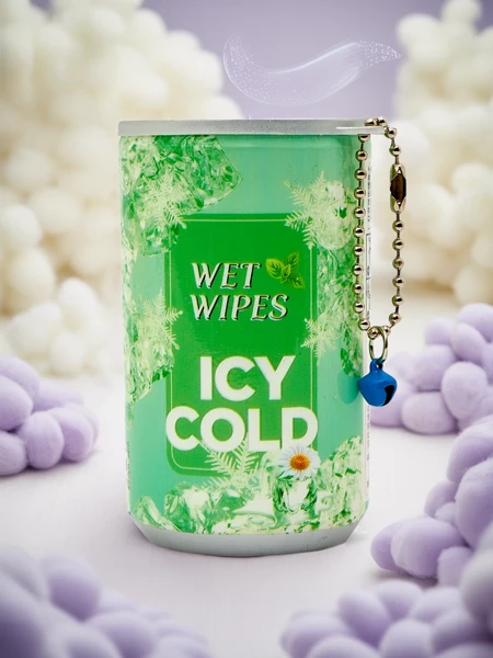 Moisturizing wipes in a decorative package ICY COLD 30pcs