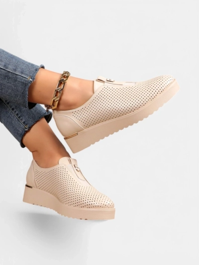 Royalfashion Slip-on women's perforated shoes Goffies