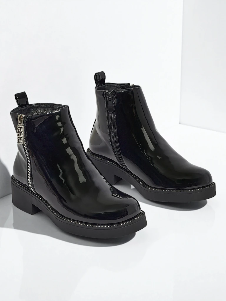 Lacquered Women's Eco-Leather Ankle Boots Calvera