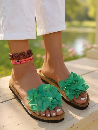 Royalfashion Klapki damskie z kwiatuszkami Flora Soft