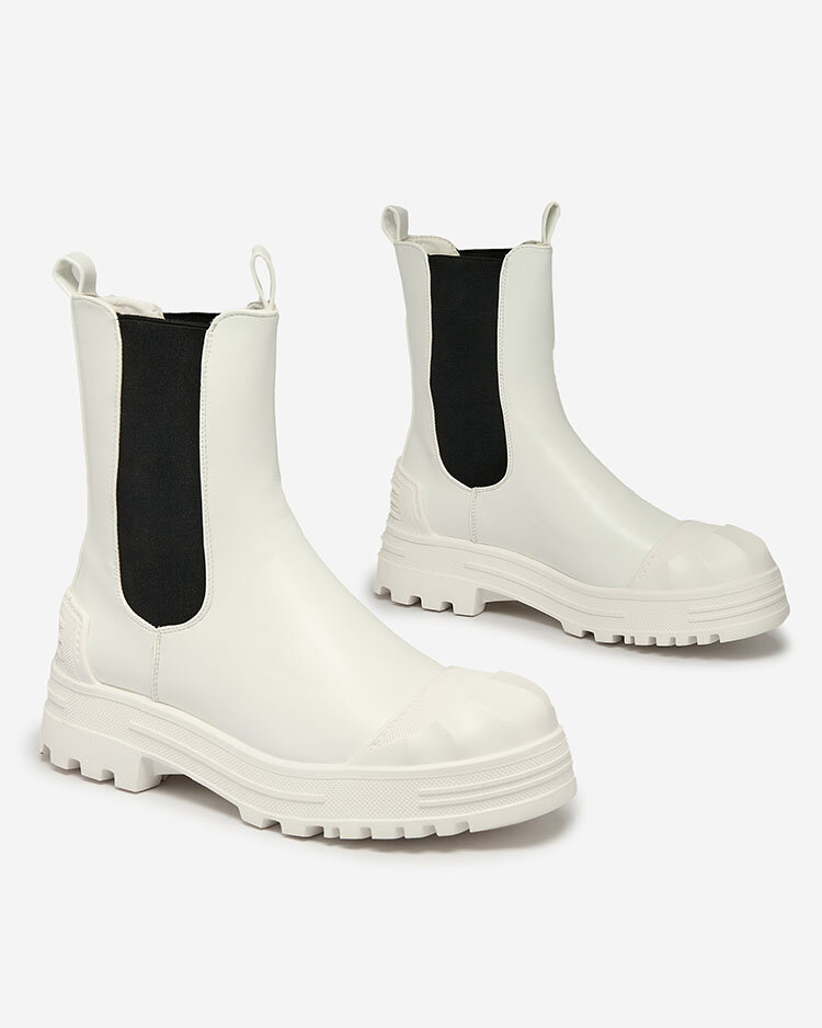 Royalfashion Women's flat heeled boots in white Yennas