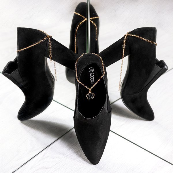 Black boots on the upper Prisha post - Footwear 1