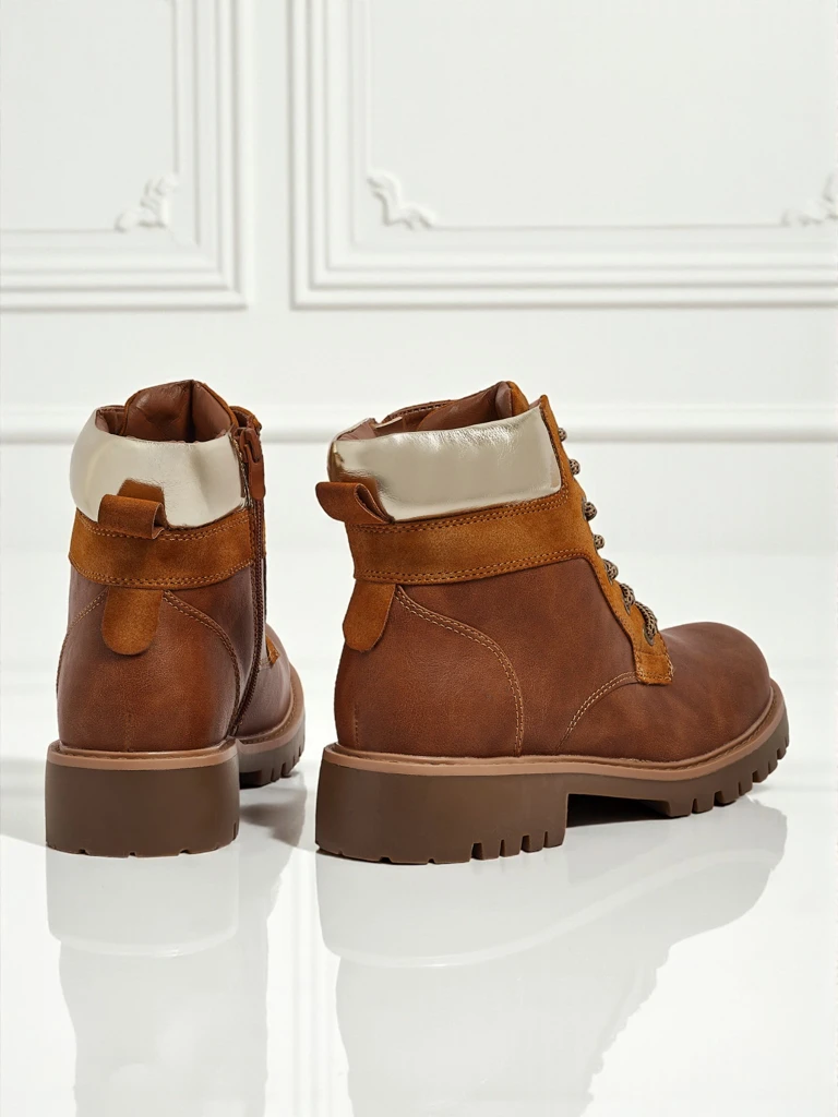 Women's Maestroe Trapper Boots