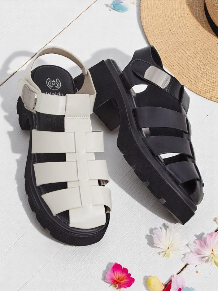 Royal Fashion Women's Roman-style Bratz sandals