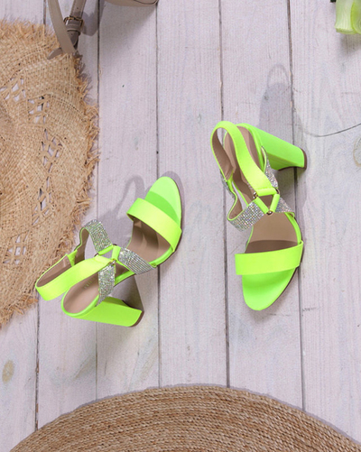 Neon yellow women's sandals on the Xiobi post. Footwear