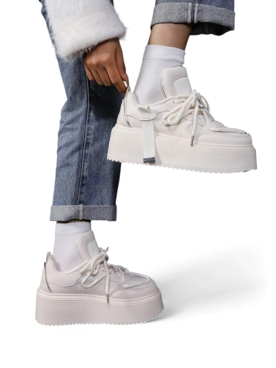 Royalfashion Sports sneakers for women on a platform Aeroll