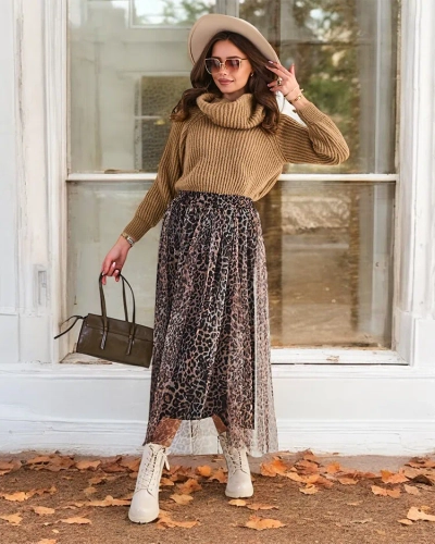 Royalfashion Modelis ar kroni sievietēm ar tule