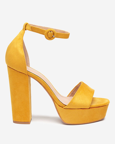 Yellow women's sandals on a higher post Berisek - Footwear
