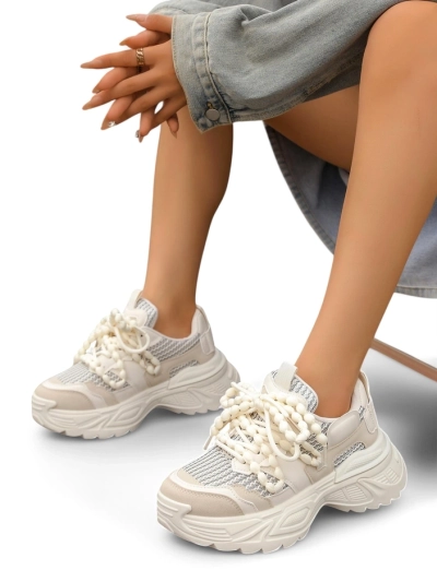 Royalfashion Women's sporty sneakers on a thicker sole Loness