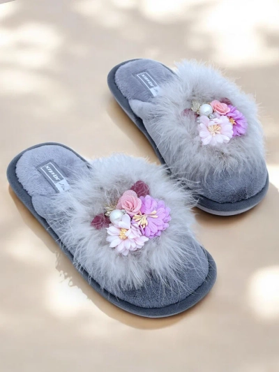 Royalfashion Women's fur slippers with flowers Ederra