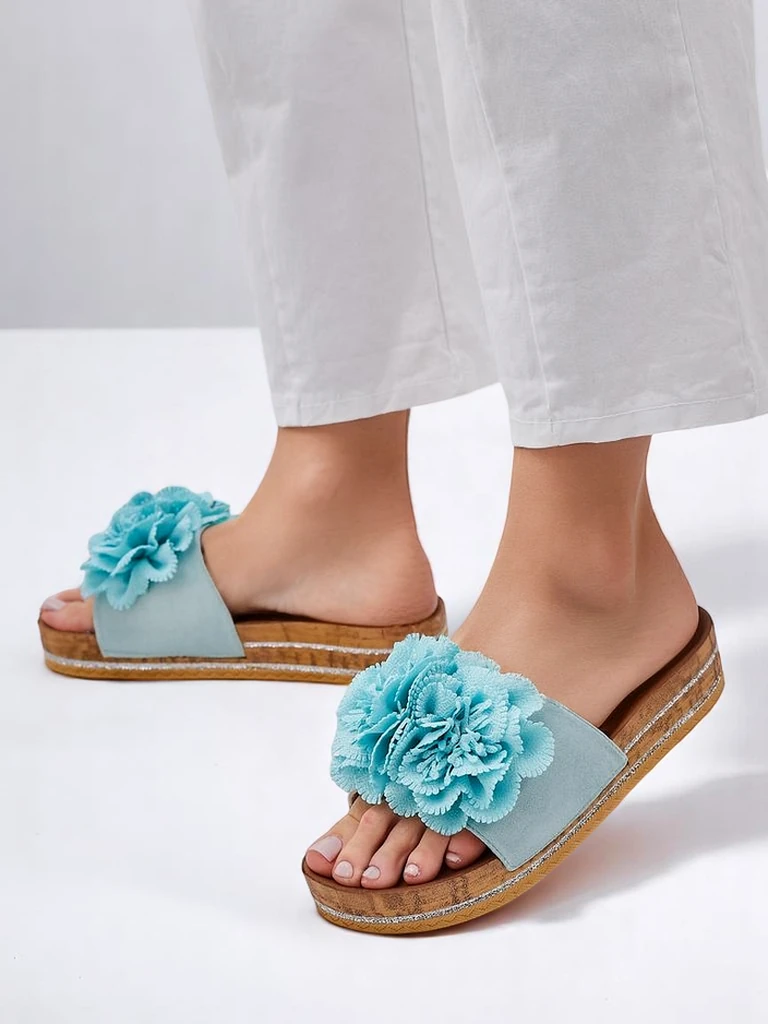 Royalfashion Women's flip-flops with flowers Focce