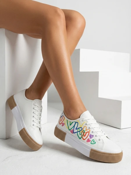 Royalfashion Sieviešu kedas ar sirds rakstu Sercess