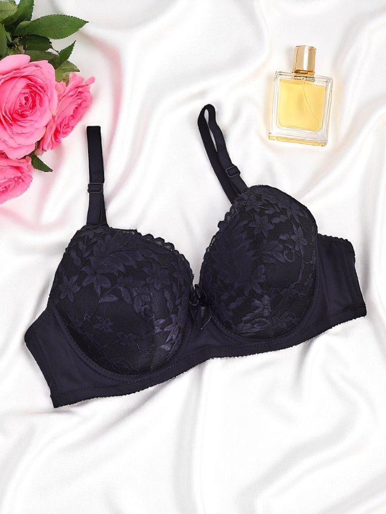 Royalfashion Women's padded bra with lace Elegance Lace