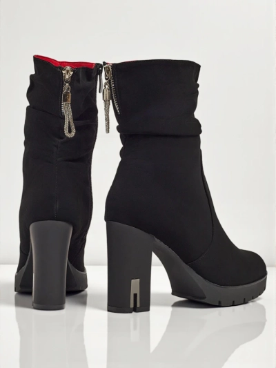 Nivarelle Damstövletter i matt ekoläder med blockklack