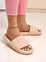 Светло-розовый