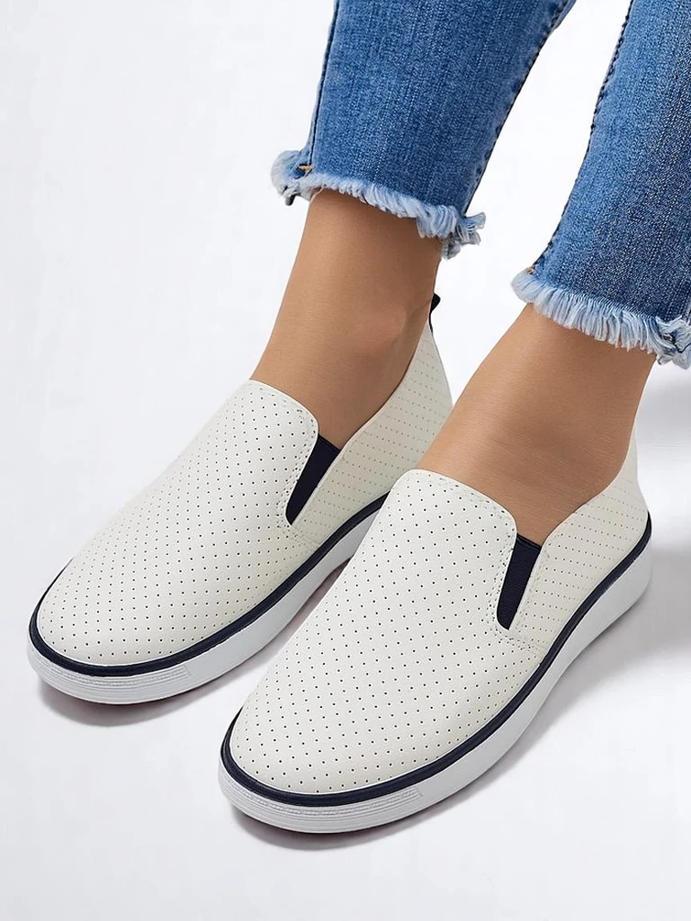 Royalfashion Перфорированные женские сл slip-on обувь Kassias