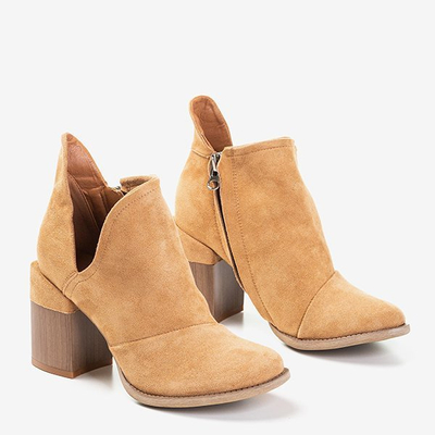 Light brown women's ankle boots with Cintura cut-outs - Footwear