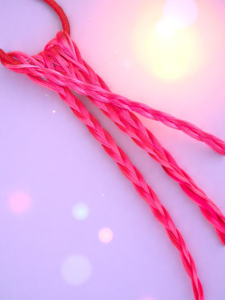 Royalfashion Clip-in braids on an elastic band