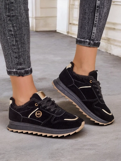 Royalfashion Izolētas sieviešu sporta apavi ar kažokādu Boris