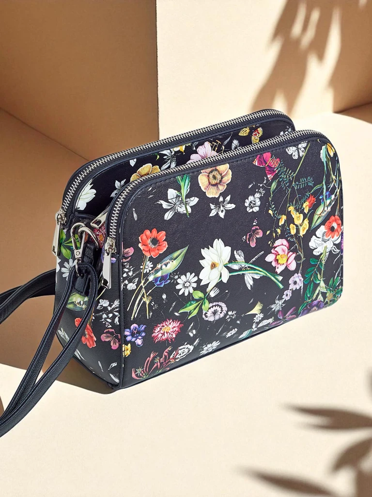 Royalfashion Small women's handbag made of eco leather Florentia