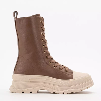 OUTLET Light brown women's high boots with flat heel Magara - Footwear