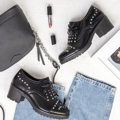 Black low shoes on a thick post Colorado - Footwear