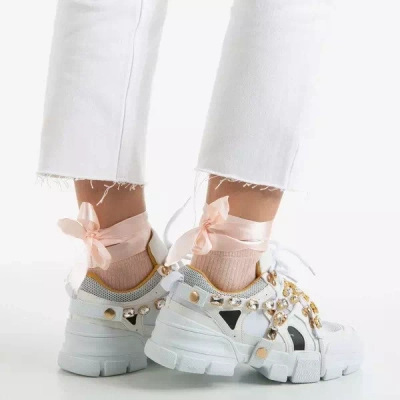 OUTLET Women's white sneakers with a thick sole Olyssotia - Footwear