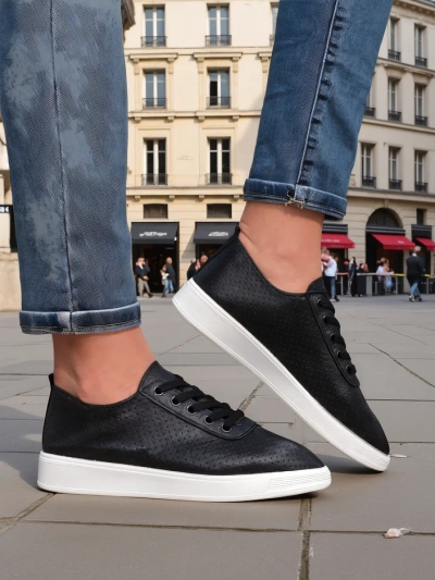 Royalfashion Женские перфорированные спортивные туфли Pumbes