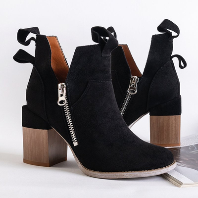 Черные женские ботильоны на квадратных каблуках Darera