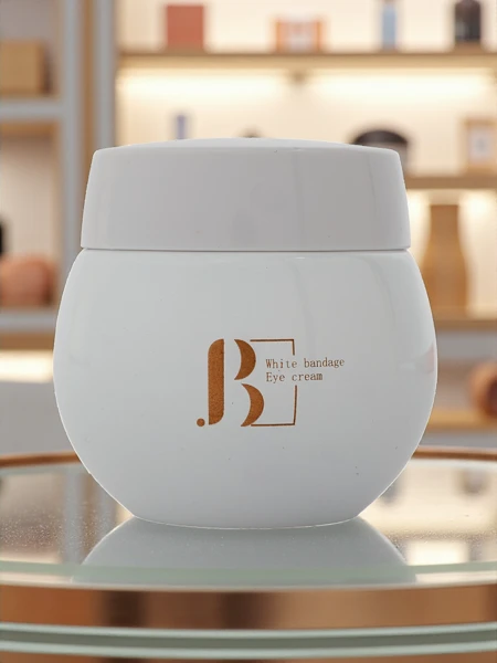 Luxelux White Bandage Nawilżający krem pod oczy z retinolem