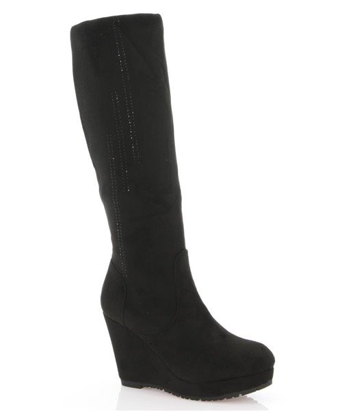 Czarne kozaki na koturnie - Obuwie