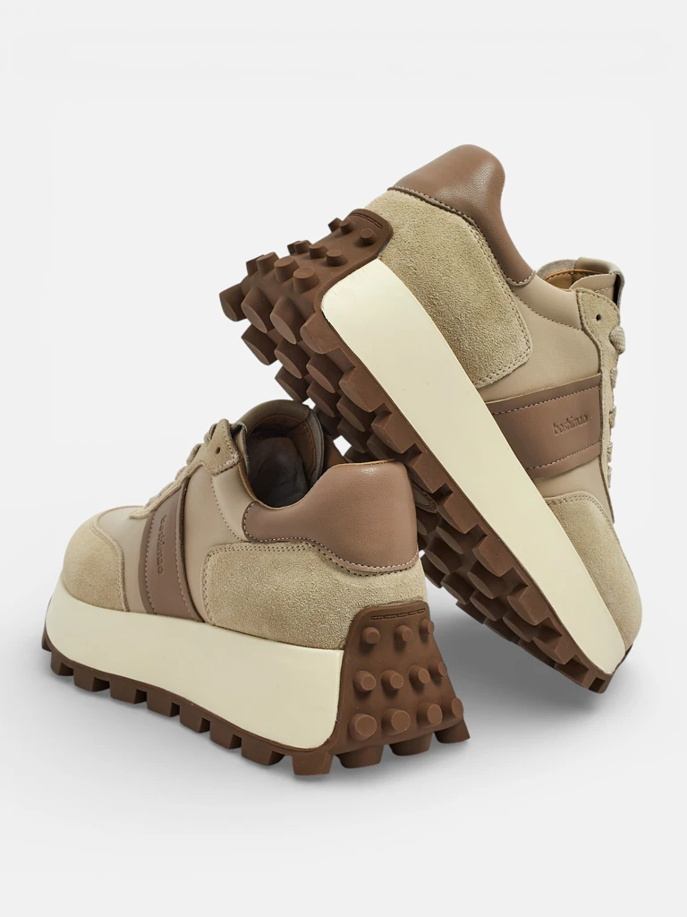 Naterre women's sports sneakers made of natural leather