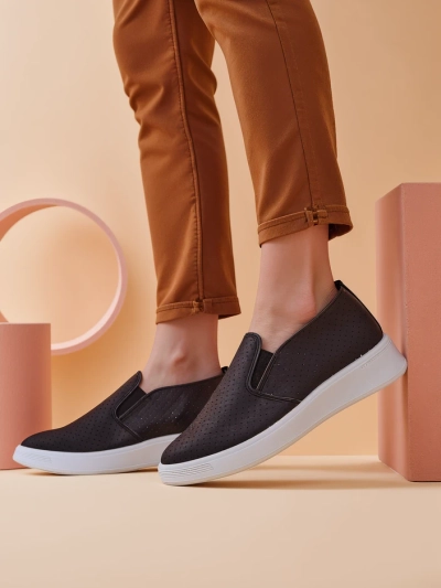 Royalfashion Sieviešu perforēti sporta apavi Musio