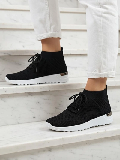 Nero Elegante Women's Sports Sneakers