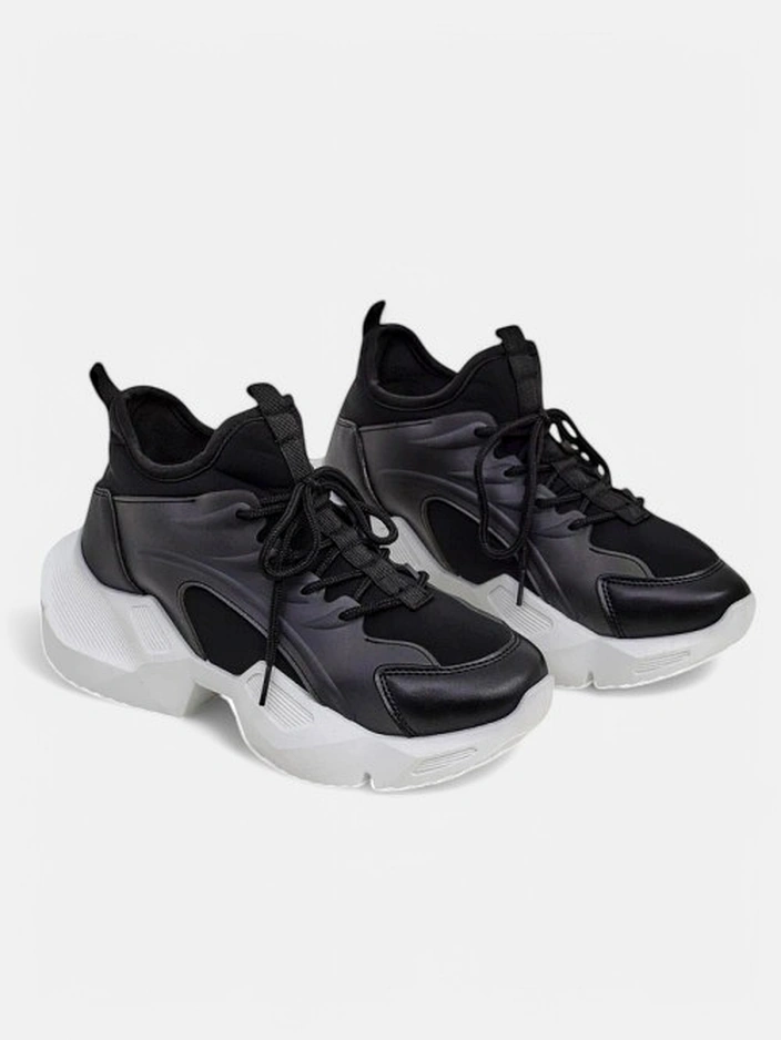 Royalfashion Women's sporty sneakers on a thicker sole Vivers