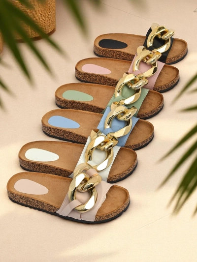 Royalfashion Бежевые женские шлепанцы с украшением Sofig