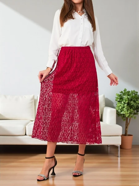 Royalfashion Sieviešu vidēja garuma svārki ar mežģi