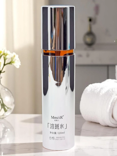 Sejas toniks ādas izgaismošanai, kas samazina pigmentācijas plankumus