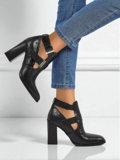 Embossed women's ankle boots on a block heel Burnt Halo