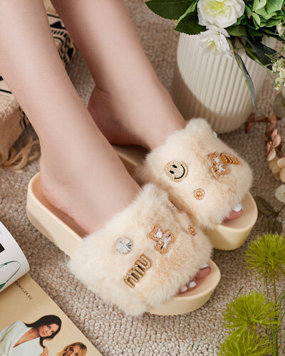 Royalfashion Женские шлепанцы на платформе Helimme