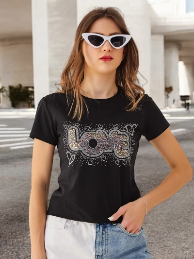 Royalfashion Хлопковая футболка для женщин LOVE с стразами