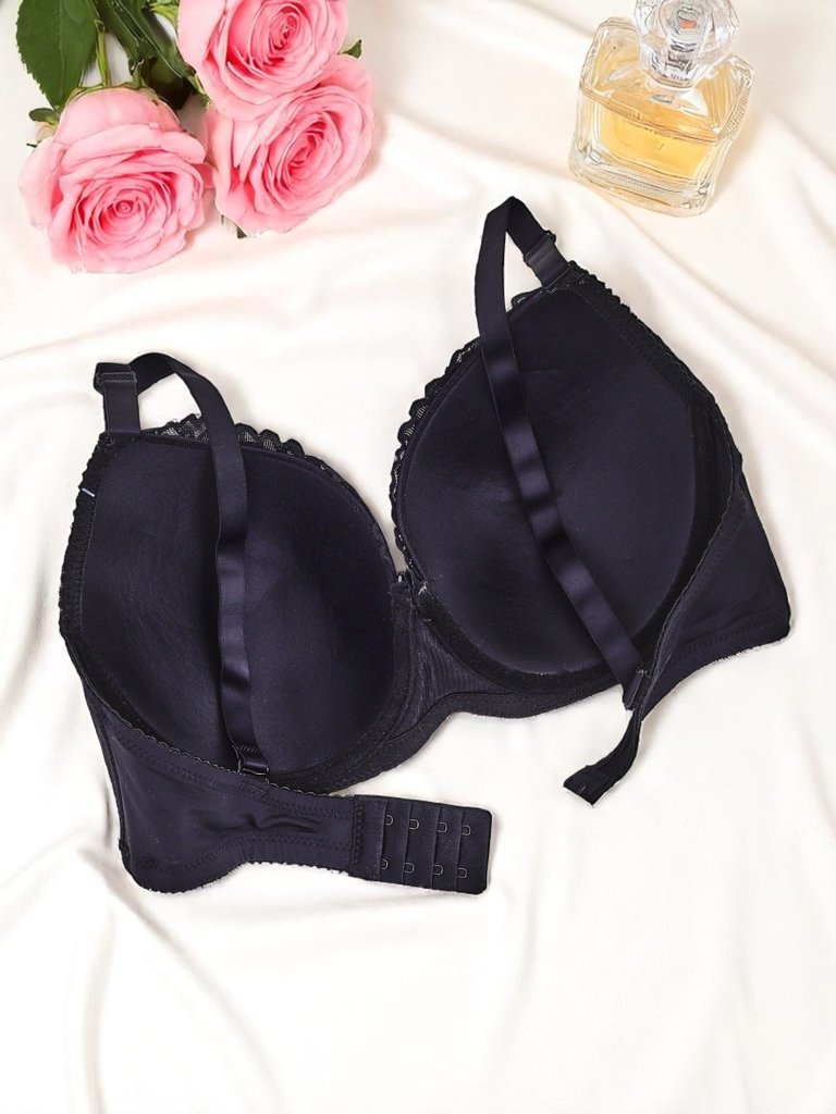 Royalfashion Women's padded bra with lace Elegance Lace