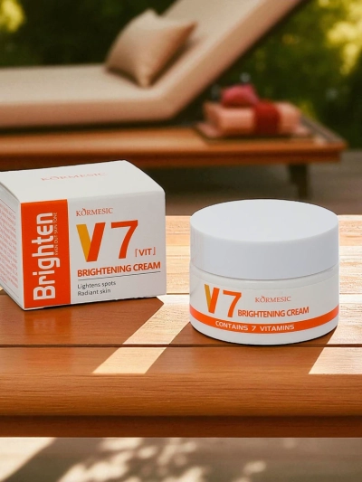 Illuminējošs sejas krēms ar 7 vitamīnu kompleksu