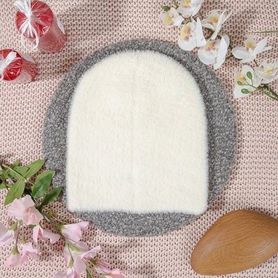 Women's white fur hat - Caps