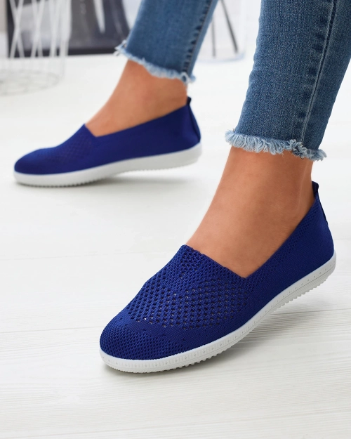 Apaļas kobalta krāsas auduma slip on kedas Sadola - Apavi