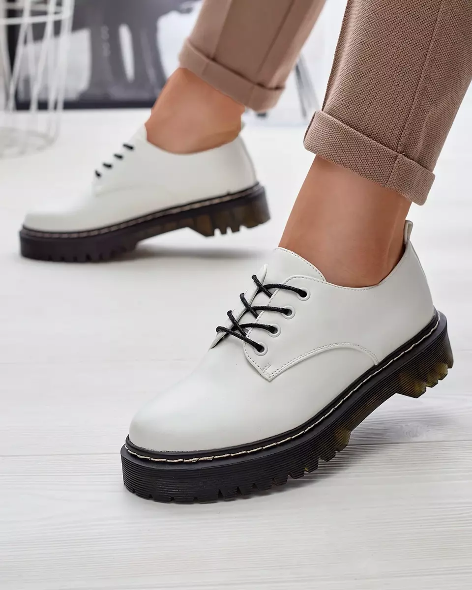 Sieviešu eko ādas puspapēži baltā krāsā Soifas- Footwear